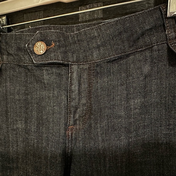Stylish Gray Denim Jeans - Picture 7 of 10